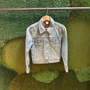 Levi’s Light Wash Denim  Jacket Small